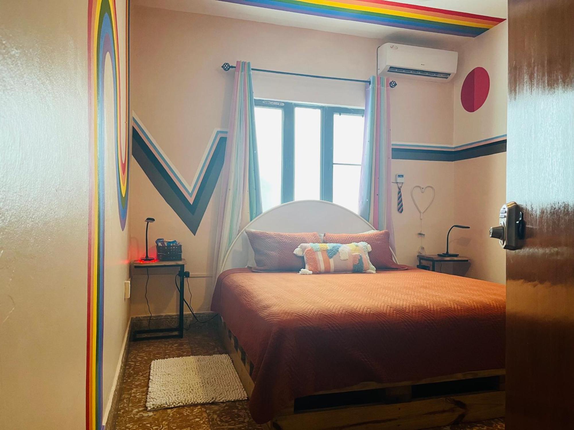 Lower Price, Style, Discount In San Juan,pr, Beach, Free Bikes (adults Only) Apartamento